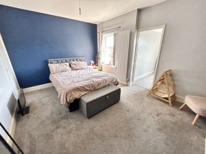 Bedroom- click for photo gallery